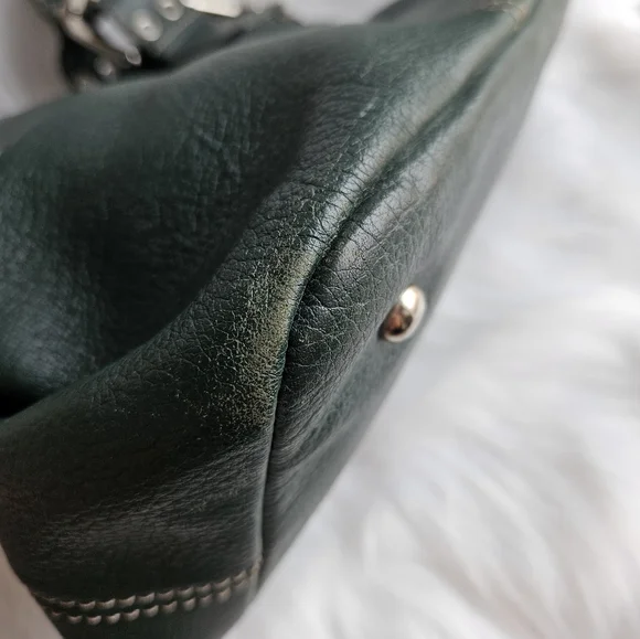 Tignanello Hunter Green Leather Satchel Bag – Silver Hardware – Classic Style - Picture 15 of 16